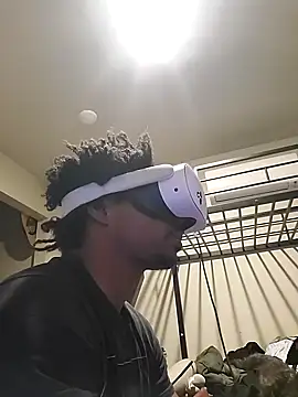 gaimov3r2024's Webcam Show