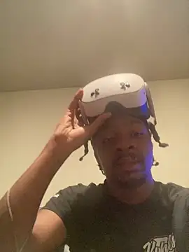 gaimov3r2024's Live XXX Chat