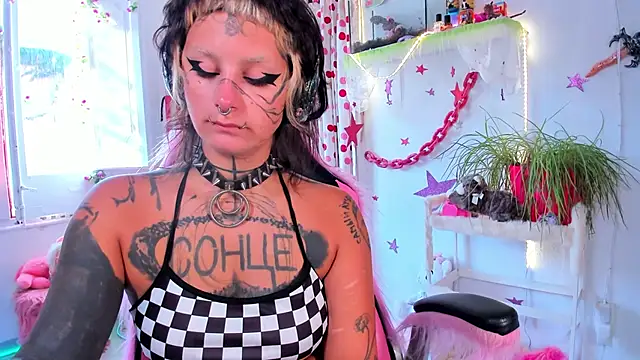 Pokazy przed kamerką – lady_sontse_