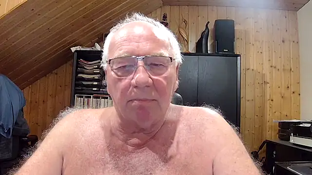 biggandybig: διαδικτυακό σόου στην κάμερα