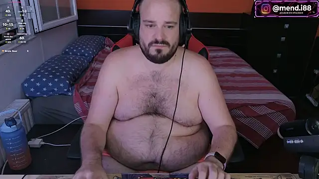 Show modela menditeta1 na web-kameri