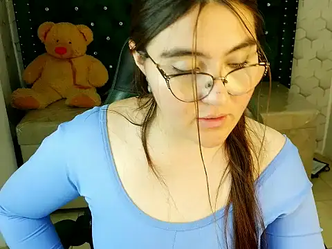 conniejames_m's Live XXX Chat