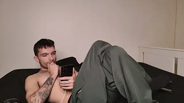 JackDesFeux Show in webcam