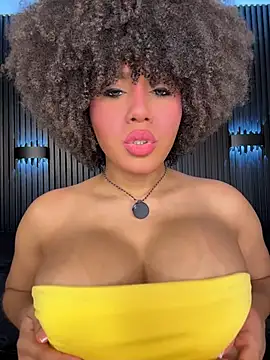 Chat XXX en directo de kendall_coxx