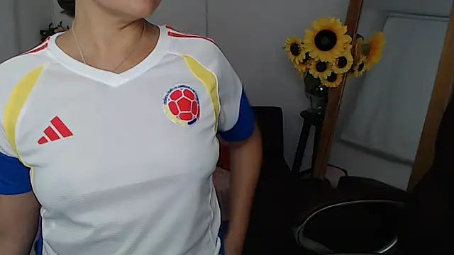 Chatroom XXX en direct de ana_milf