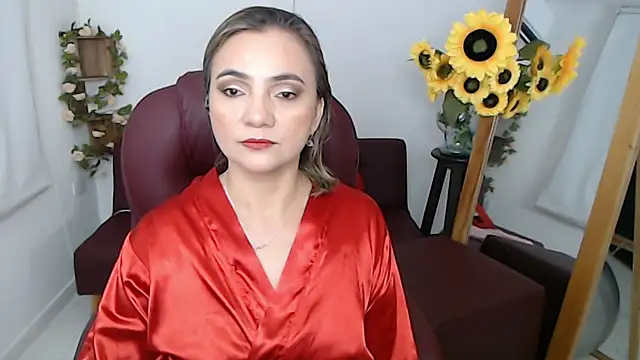ana_milf's Live XXX Chat