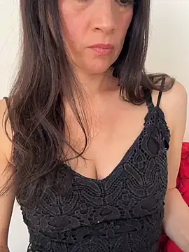Yulia_sx 即時 XXX 聊天