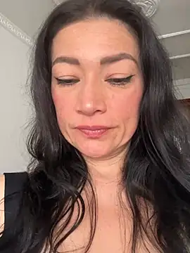 Chatroom XXX en direct de Yulia_sx