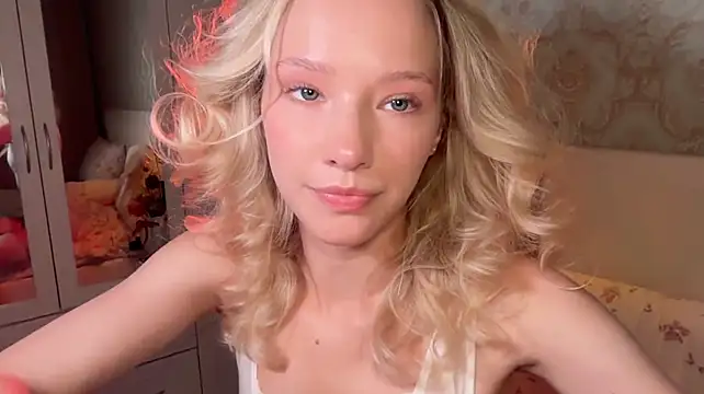 Pokazy przed kamerką – Sweetie__Angel