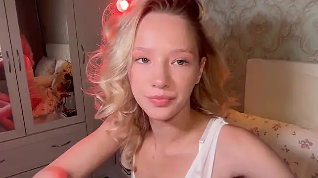 Sweetie__Angelのウェブカメラショー
