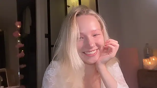 Sweetie__Angelのウェブカメラショー