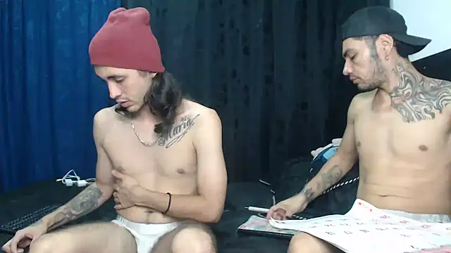 Czat XXX na żywo – Hot_Sharks_