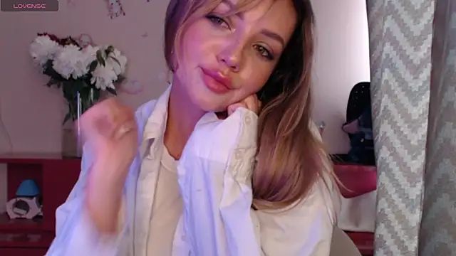 -Stephanie-'s Live XXX Chat