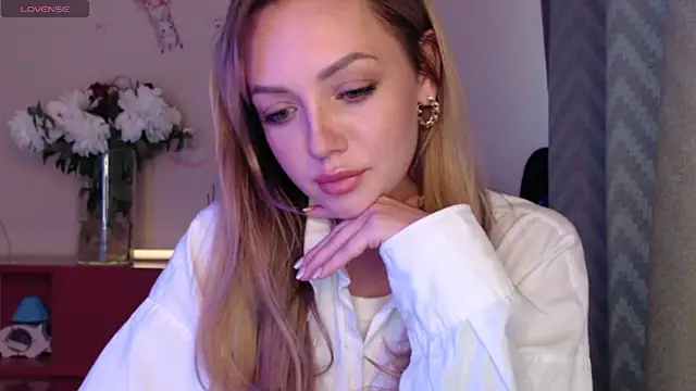 -Stephanie-'s Live XXX Chat
