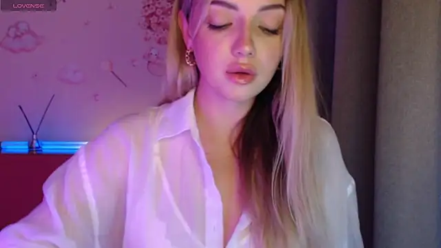 Онлайн чат XXX -Stephanie-