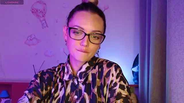 -Stephanie-'s Live XXX Chat