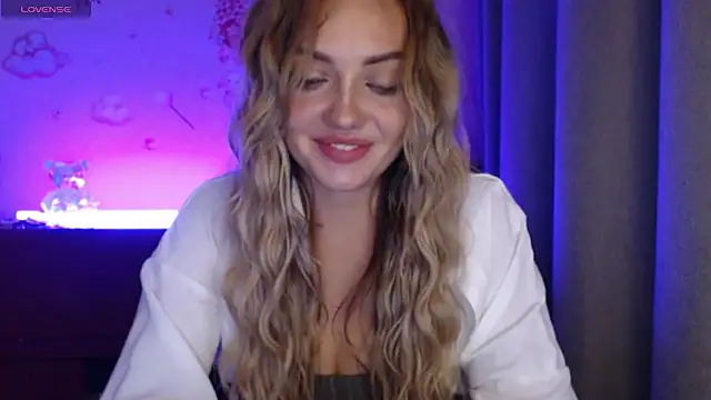 -Stephanie-'s Live XXX Chat