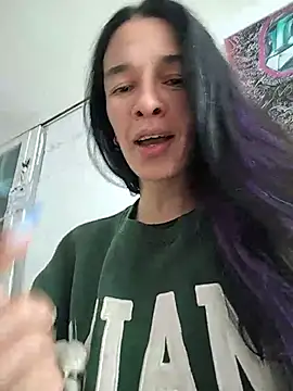 Chat XXX en directo de rebekka_simpson