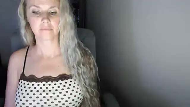 LoVe_On's Webcam Show