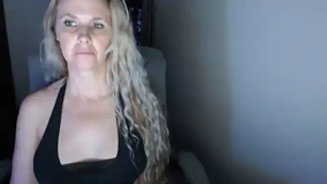 LoVe_On's Live XXX Chat