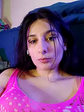 Bigyummmzul Live XXX-Chat