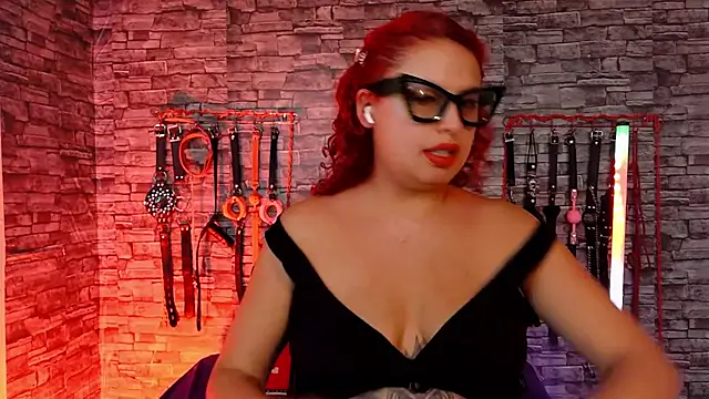 slave_Rubi's Webcam Show