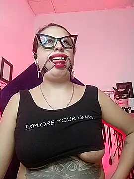 Chat XXX en directo de Fetishdoll_BDSM