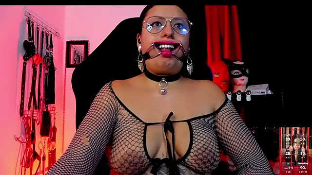 Fetishdoll_BDSM 웹캠 쇼
