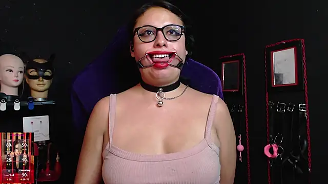Chat +18 de Fetishdoll_BDSM ao vivo