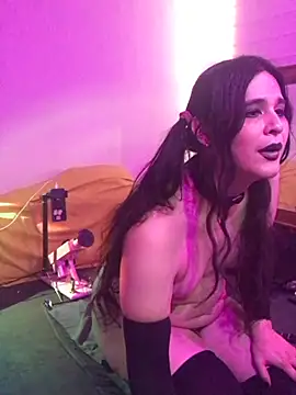 Pokazy przed kamerką – kinkstar5