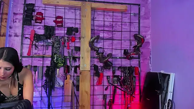 alexia_aitanaa_'s Webcam Show