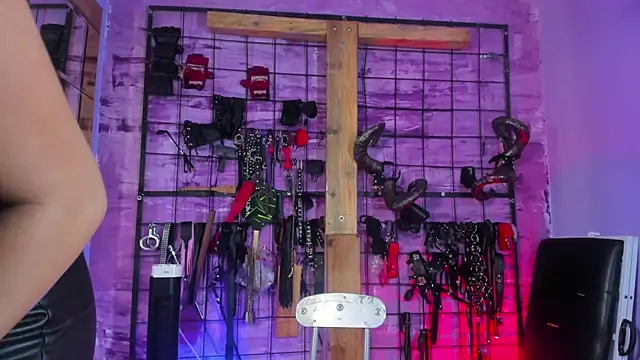 alexia_aitanaa_'s Webcam Show