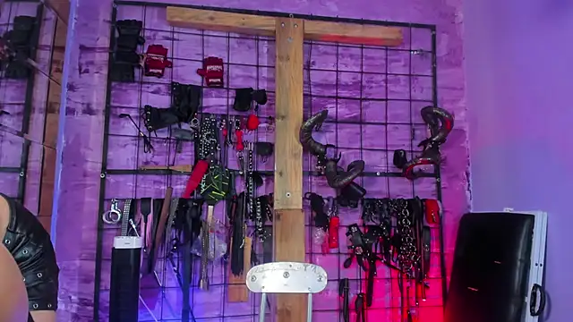 alexia_aitanaa_'s Webcam Show