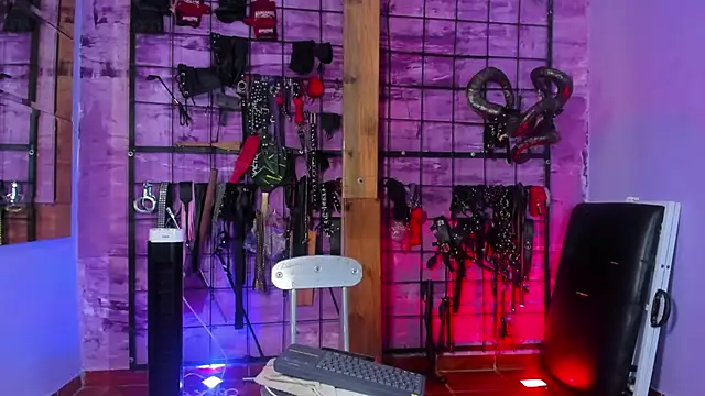 alexia_aitanaa_'s Webcam Show