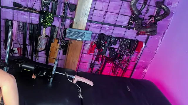 alexia_aitanaa_'s Webcam Show