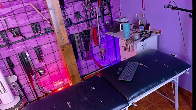 alexia_aitanaa_'s Webcam Show