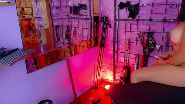 alexia_aitanaa_n Webbikameraesitys