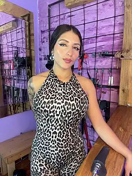Pokazy przed kamerką – alexia_aitanaa_