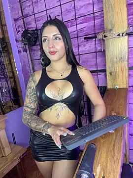 Show modela alexia_aitanaa_ na web-kameri