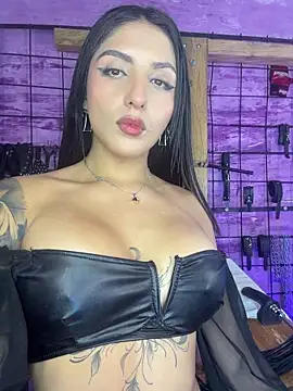 Pokazy przed kamerką – alexia_aitanaa_