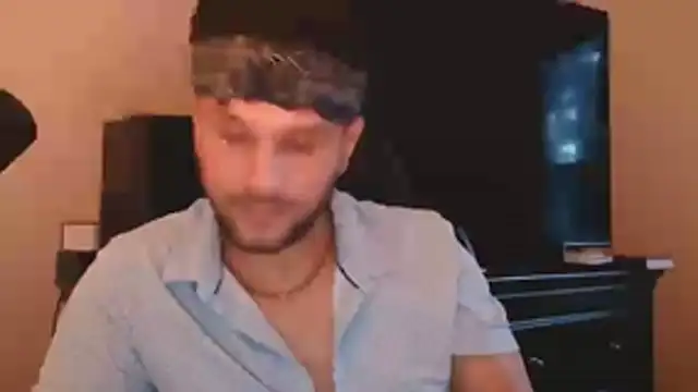 הופעת וובקאם של jonnybans