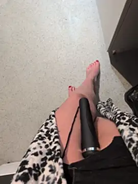 Kylie_desire_x 现场XXX聊天