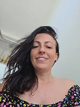 Risky_woman's Webcam Show