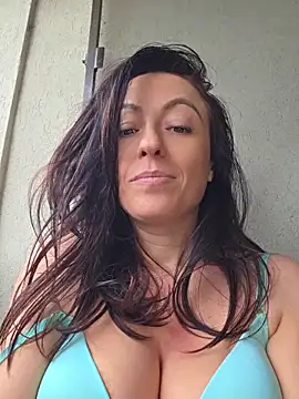 Risky_woman লাইভ XXX চ্যাট