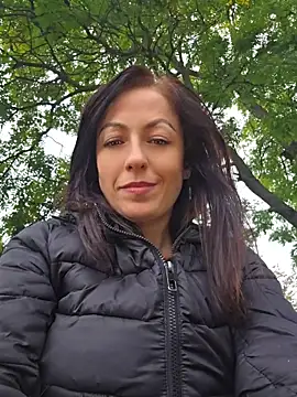 Risky_woman Adlı Modelin Canlı XXX Sohbeti