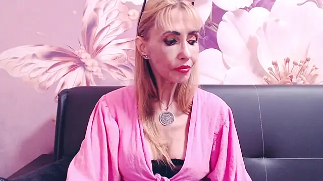 Show de BlondPussy na webcam