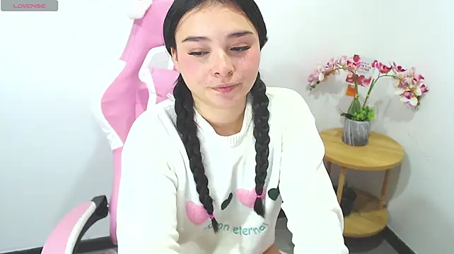 nahia__2 Adlı Modelin Canlı XXX Sohbeti