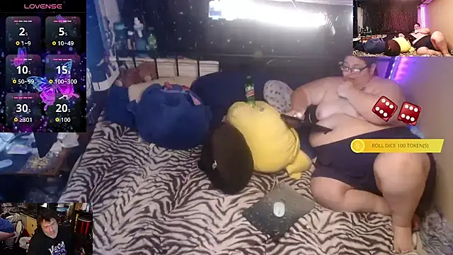 Pokazy przed kamerką – Jamesandjadethomas79