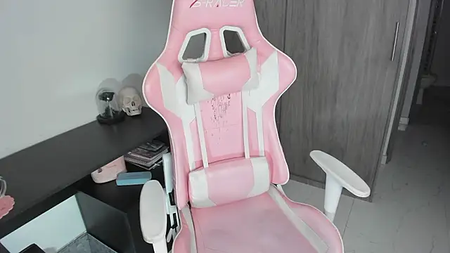 _hikaru_arimura Adlı Modelin Web Kamerası Şovu