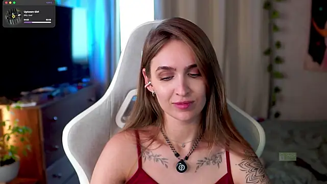 Kamila_icee Adlı Modelin Canlı XXX Sohbeti